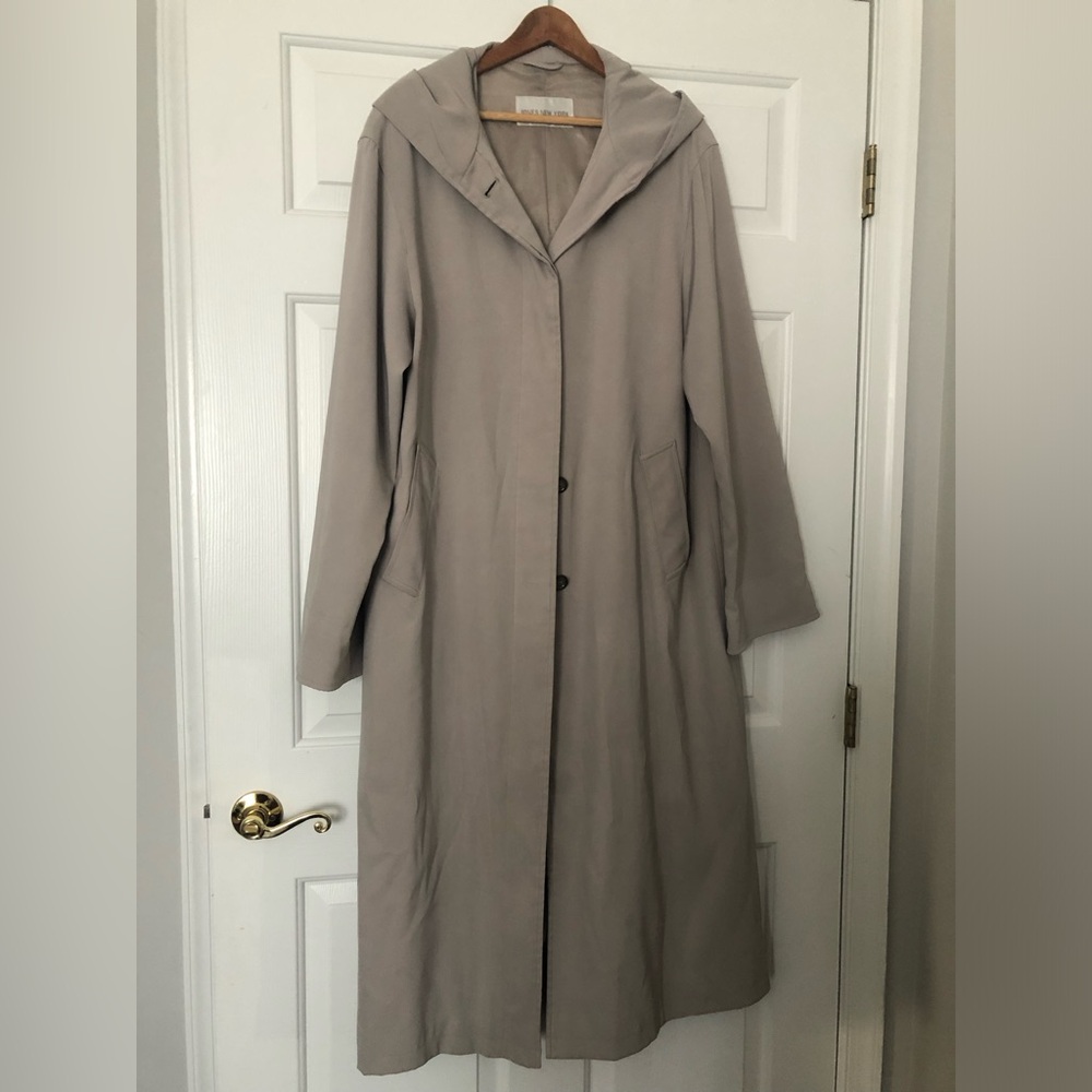 Classic Jones New York Women's Full Length Collarless Trench Coat in Gray/Beige